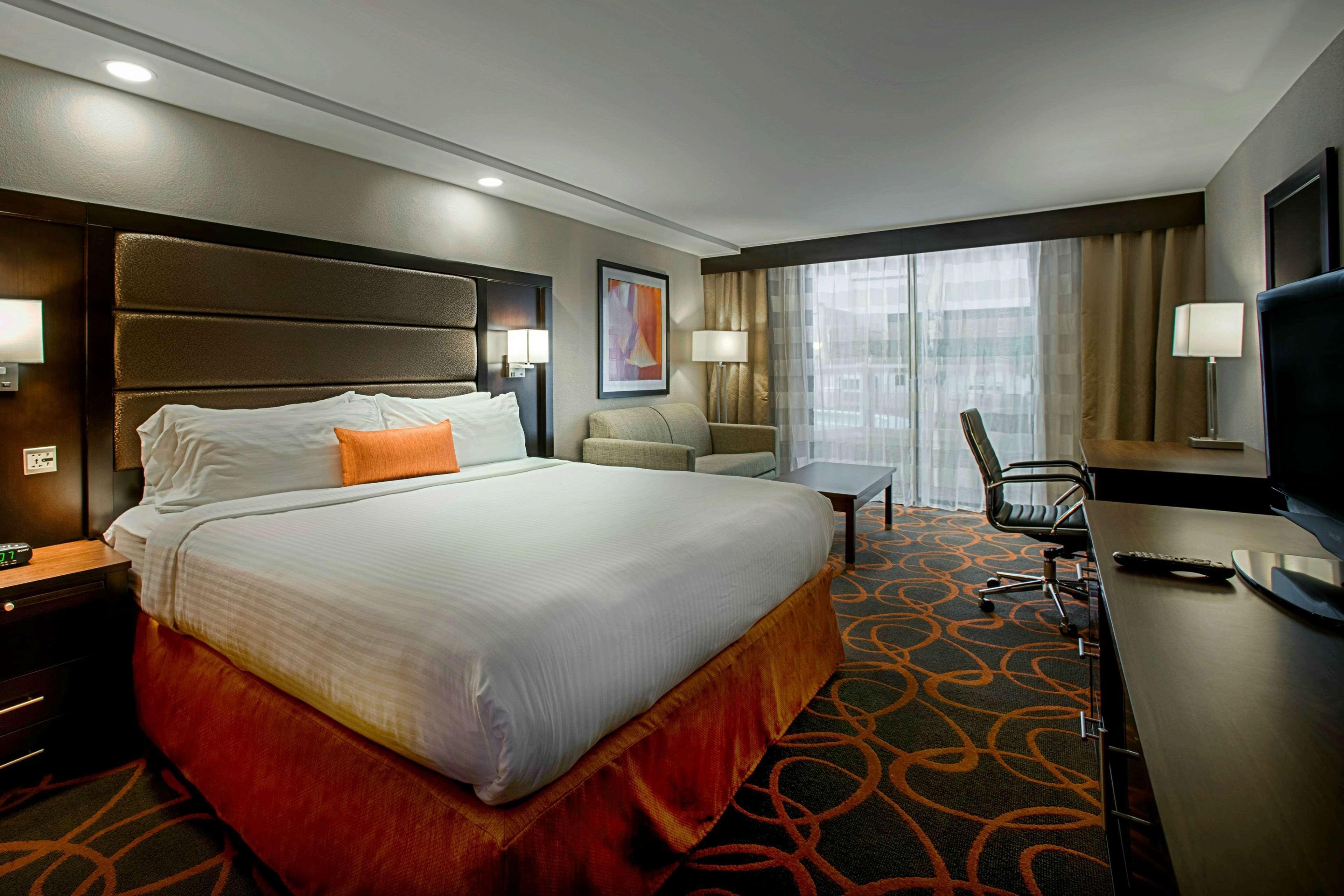 The Great Rivers, Ascend Hotel Collection Alton Exterior photo