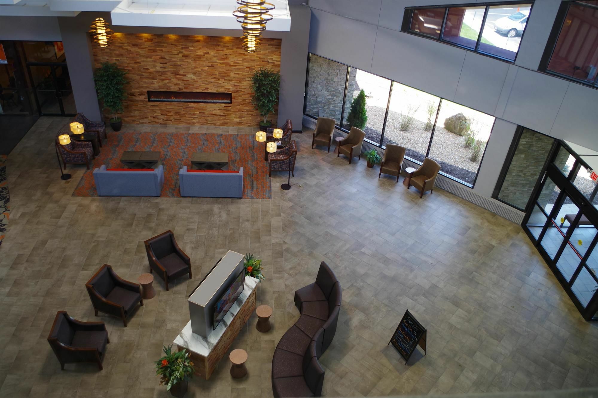The Great Rivers, Ascend Hotel Collection Alton Exterior photo